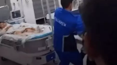 Потасовка пациента с врачами попала на видео в Шымкенте