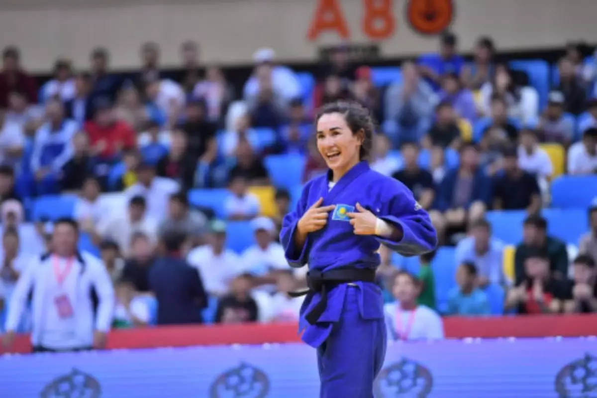 Қазақстандық дзюдошы Әбиба Әбужақынова Азиа ойындарының финалына жолдама алды