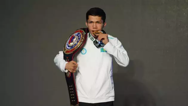 Сенсацией завершился бой чемпиона мира по боксу из Казахстана