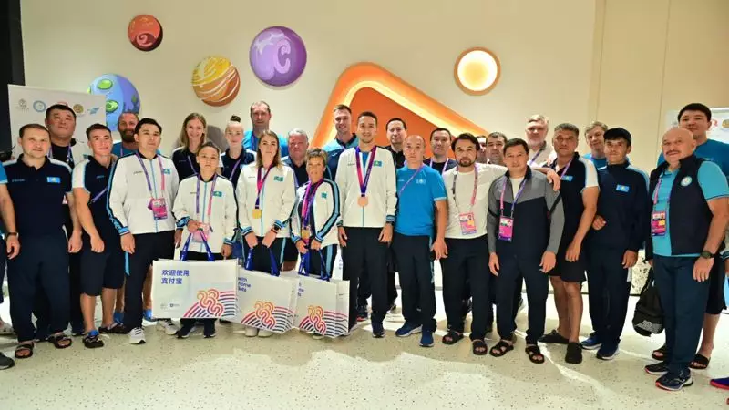 Олимпийские чемпионы Ольга Рыпакова и Дмитрий Баландин поздравили победителей и призеров Азиатских игр