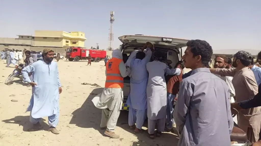 В Пакистане взрыв у мечети унес жизни 13 человек