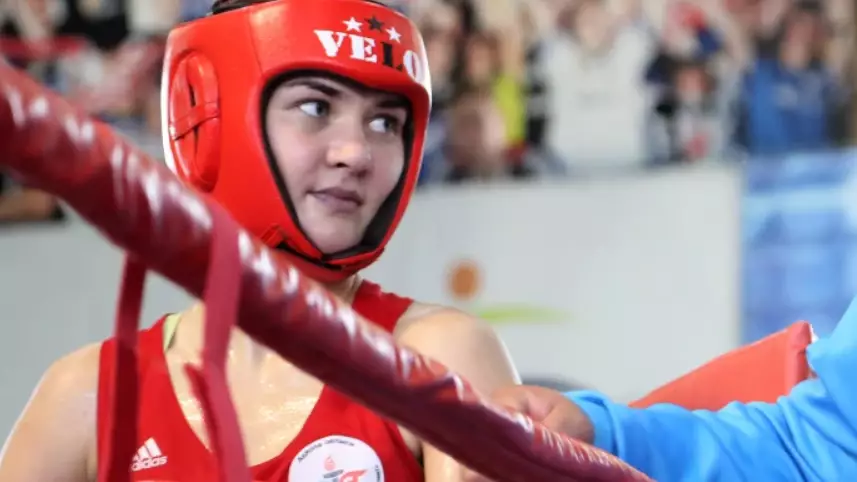 Казахстан выиграл первую лицензию по боксу на Олимпиаду-2024