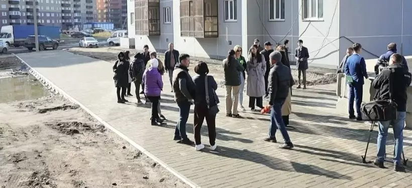 Ожидание и разочарование: 200 семей не могут заехать в обещанные квартиры в Петропавловске
