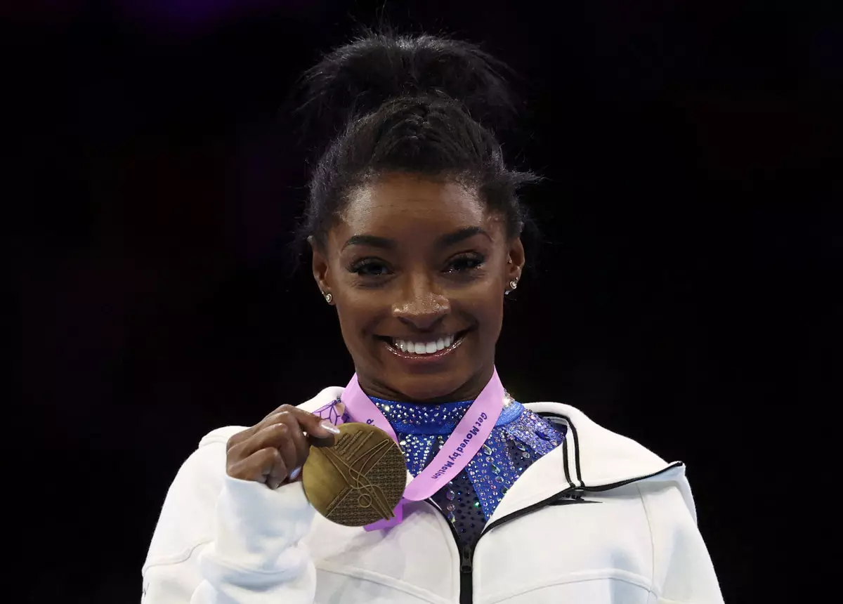 Байлз на чемпионате мира-2023 выиграла 34-ю медаль в карьере и стала самой титулованной гимнасткой в истории