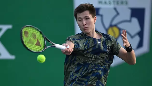 Казахстанский теннисист сотворил сенсацию на турнире в Китае