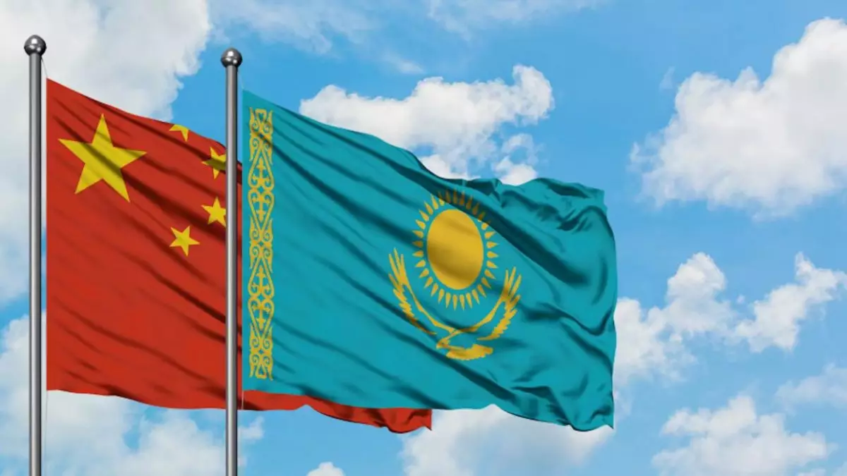 До 40 млрд долларов намерены довести объем торговли Казахстан и Китай