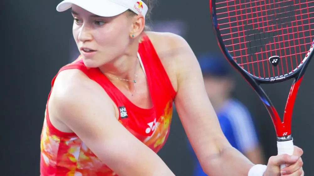 Елена Рыбакина выиграла матч-триллер в "финале" WTA