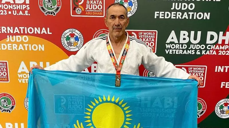 Казахстан триумфально выступает на чемпионате мира в Абу-Даби