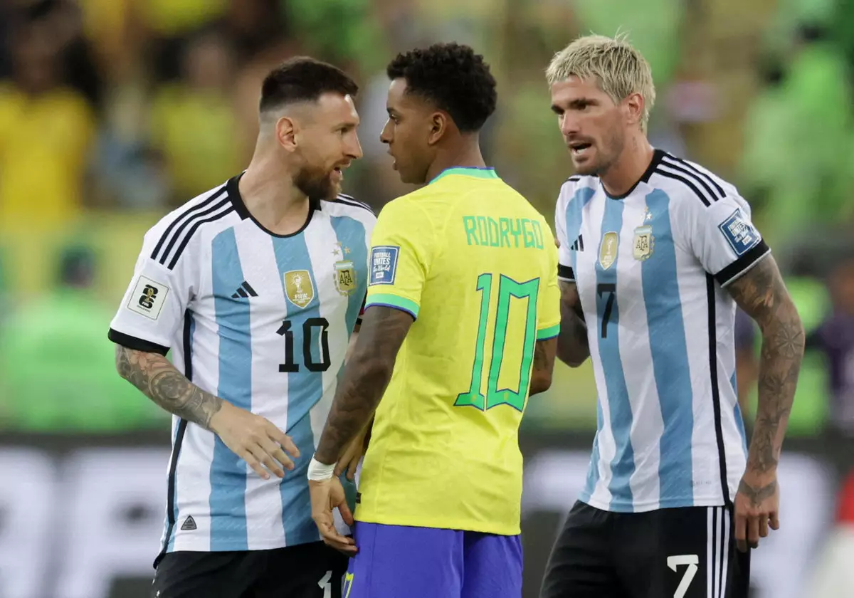 Месси и Родригу повздорили перед началом матча Бразилия — Аргентина