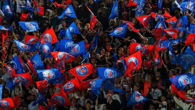 УЕФА оштрафовал ПСЖ и "Милан" из-за поведения фанатов