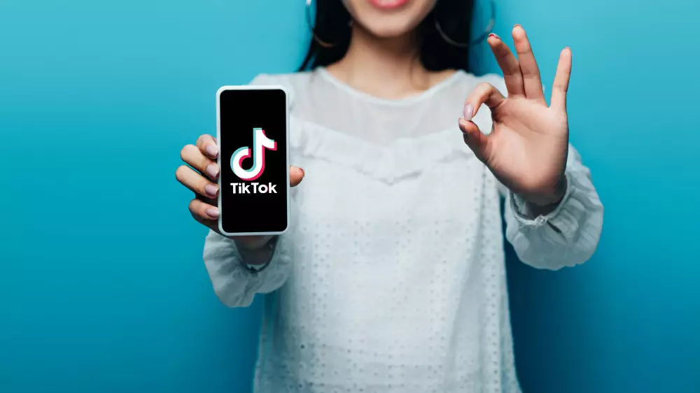 Женщина уволилась с высокооплачиваемой работы ради блога в TikTok