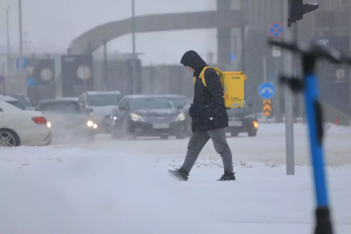 Сильный дождь и снег ожидается в Казахстане 29 ноября