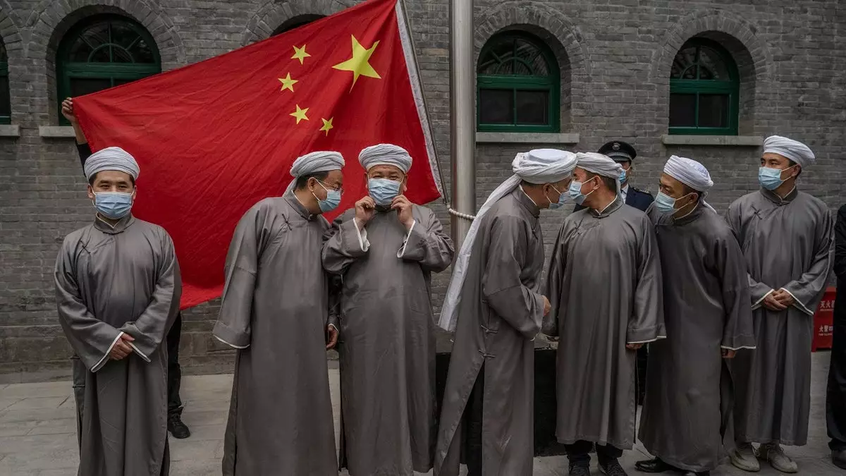 Мир, кажется, молчит, поскольку Китай расширяет репрессии против мусульман и мечетей, в которых они поклоняются