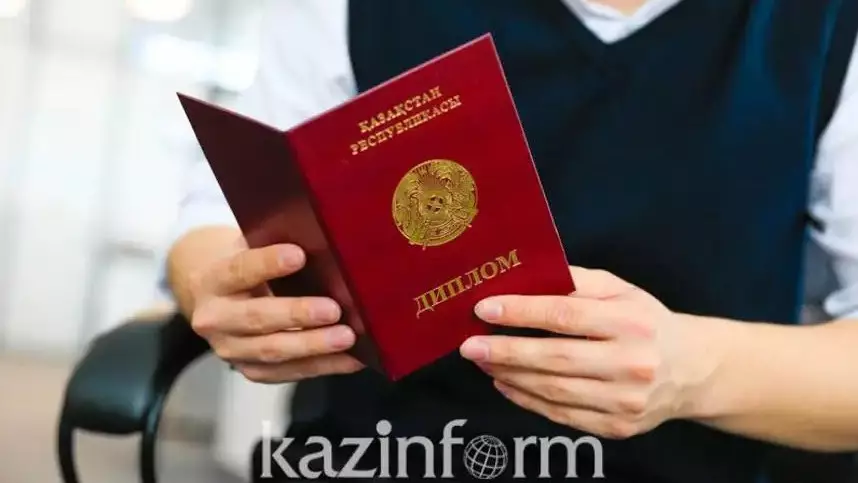 В Актюбинской области педагог взяла кредит, чтобы купить диплом