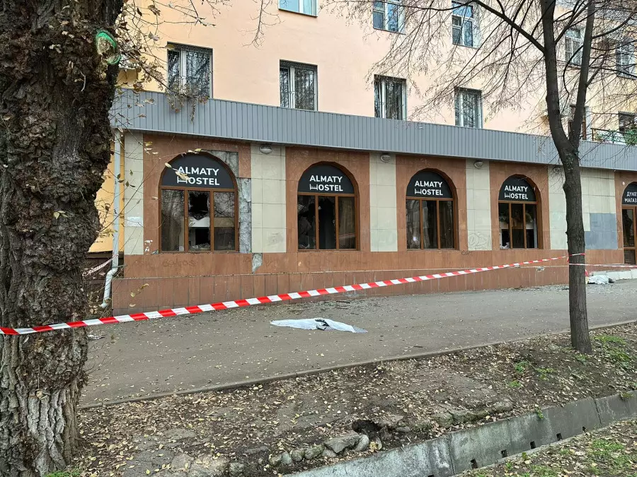Алматыдағы хостелде 13 адам қаза тапты: оқиға орнына ТЖ министрі келе жатыр 