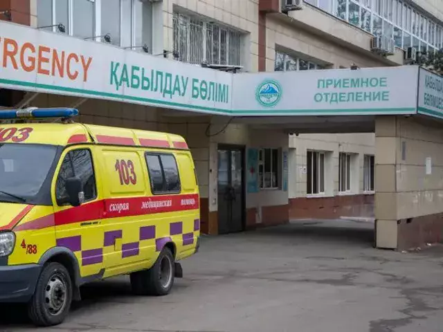 Трое пострадавших в результате пожара в хостеле Алматы госпитализированы 