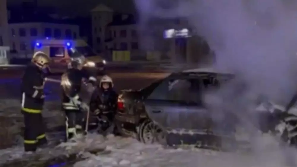 "Спас человека из горящей машины": военнослужащего представили к награде в Астане