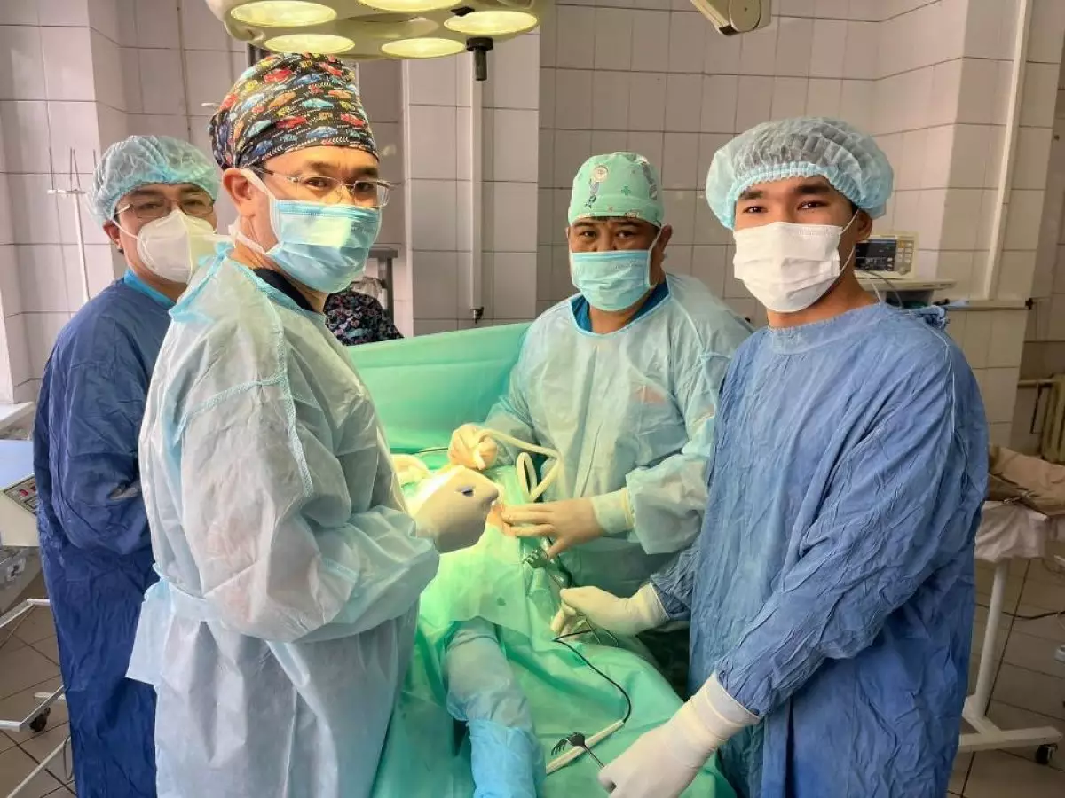 Беременную женщину спасли врачи после тяжелого ДТП в Шымкенте