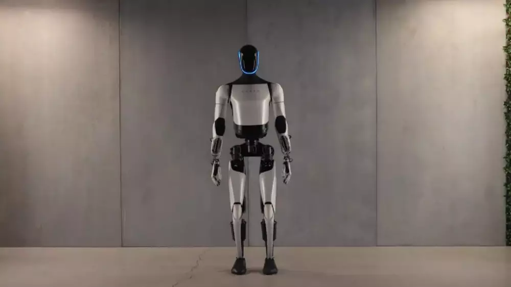 Tesla показала усовершенствованного человекоподобного робота