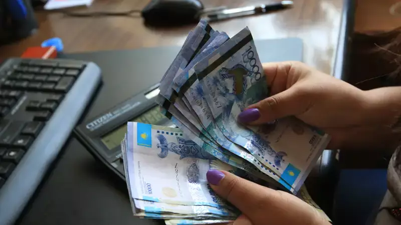 Как быть казахстанцам в 2024 году, ранее платившим ЕСП