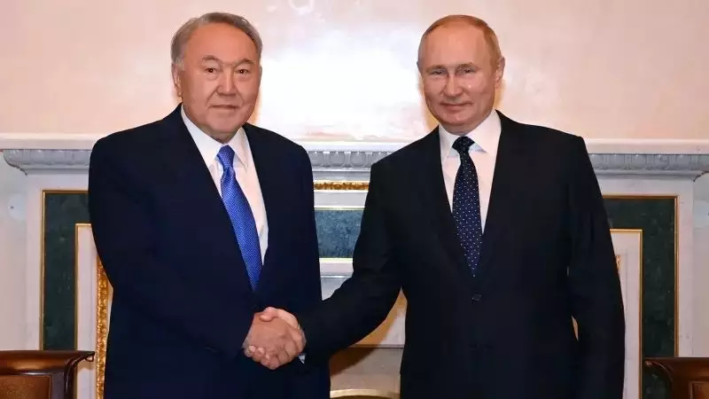 Назарбаев Мәскеуде Путинмен кездесті