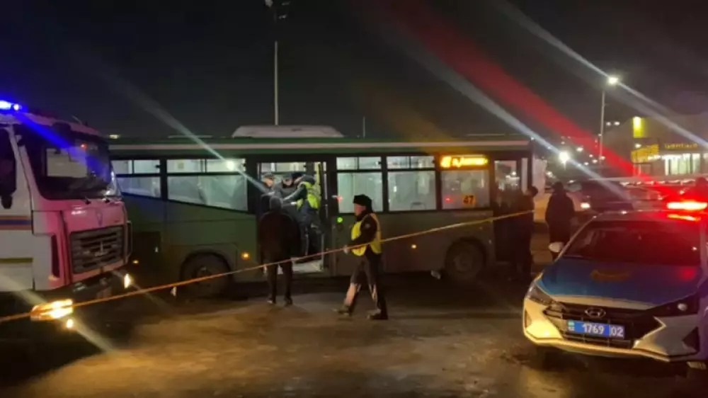 ДТП с автобусом в Алматы: врачи рассказали о состоянии пострадавших