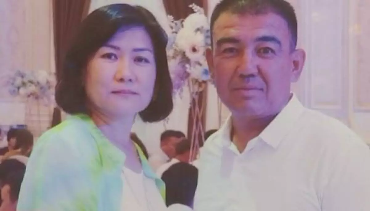 Родные искали тела погибших после катастрофы с автобусом в Алматы