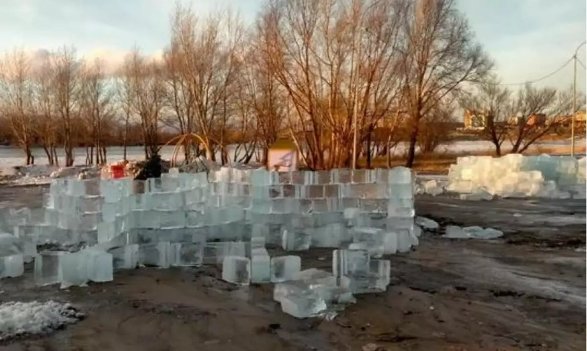 В Павлодаре растаял ледовый городок за 53 млн тенге