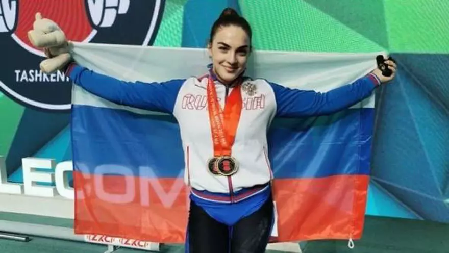 Российскую тяжелоатлетку Сотиеву дисквалифицировали за допинг