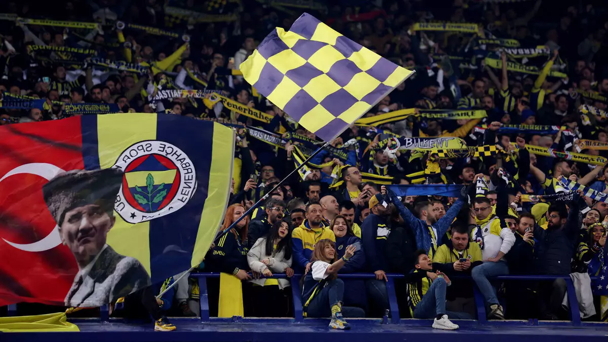 Новый скандал в турецком футболе. Матч за Суперкубок «Галатасарай» — «Фенербахче» отменен из-за политики