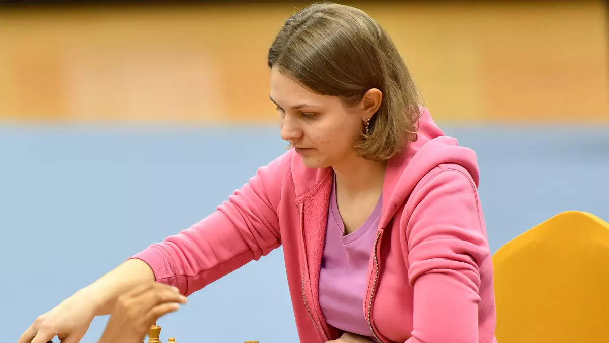 Украинка Музычук не пожала руку россиянке Гуниной на чемпионате мира по блицу