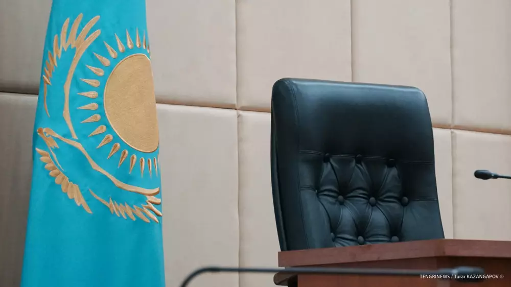 Казахстанский чиновник жестоко расправился с хозяйкой квартиры, которую снимал