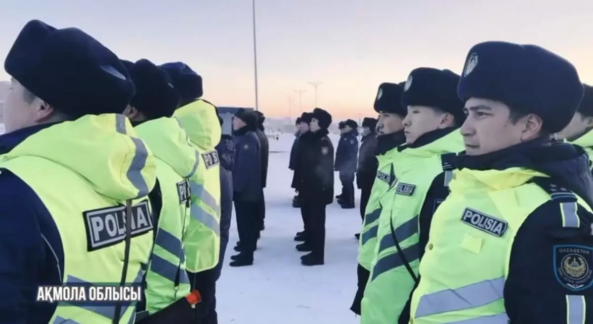 Свыше 22 тысяч полицейских заступают на службу в новогоднюю ночь в Казахстане