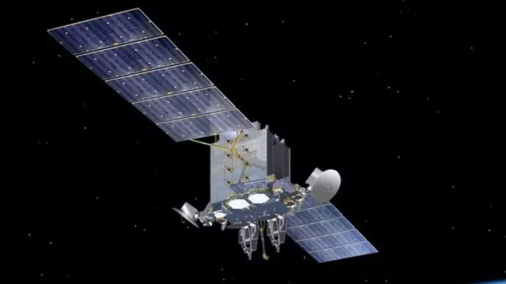 Инженеры продлили срок службы казахстанских спутников связи