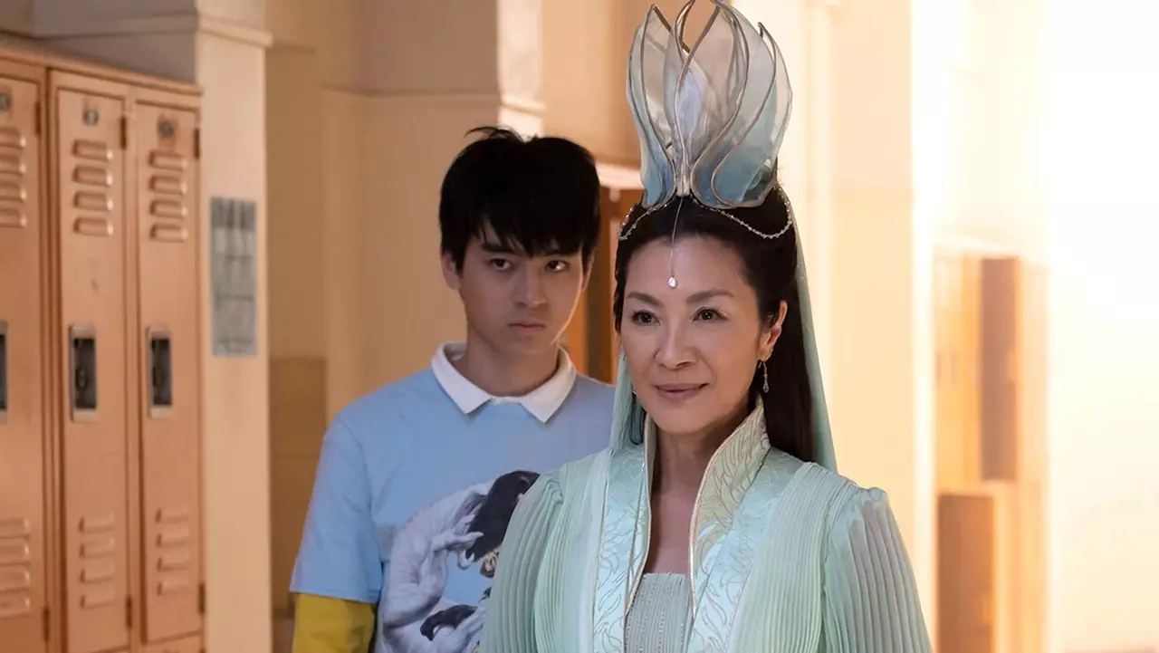 Мишель Йео и Ке Хюи Кван воссоединились в сериале «Американец китайского  происхождения». Смотрим трейлер!: 14 марта 2023, 13:31 | Smi24.kz