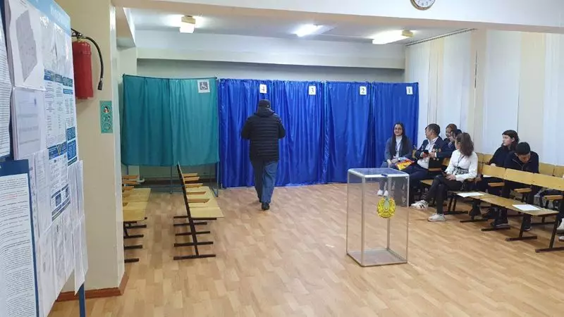 Наблюдатели прокомментировали ход выборов в Алматы