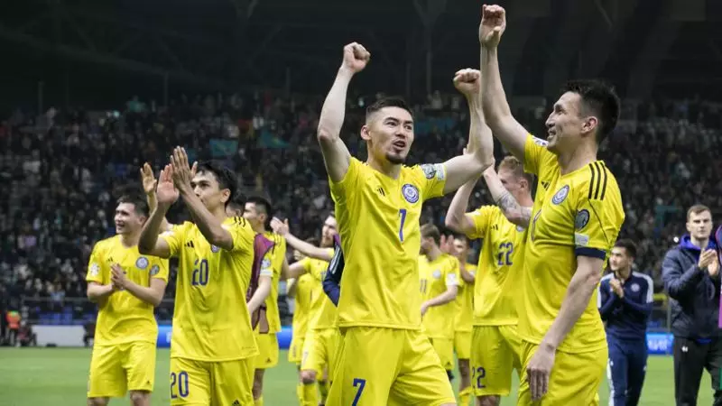 Асхат Оралов поздравил казахстанских футболистов с волевой победой над сборной Дании