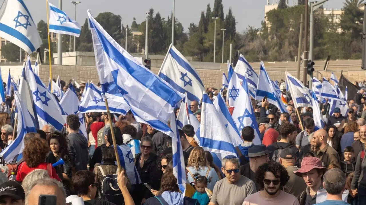 В Израиле объявлена всеобщая забастовка протеста против судебной реформы Нетаньяху