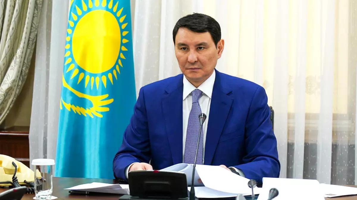 Ерұлан Жамаубаев Қаржы министрі лауазымына қайта тағайындалды