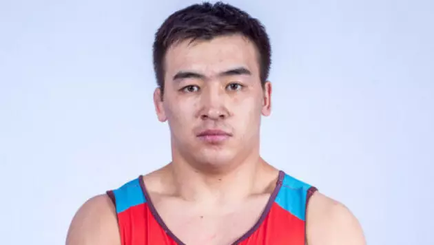 Казахстан проиграл Кыргызстану дуэль за золото на чемпионате Азии по борьбе