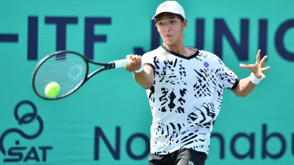 Подросток из Казахстана одержал победу после сенсации на Australian Open