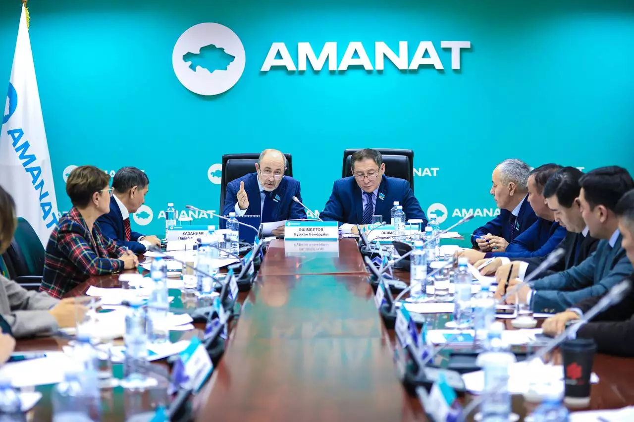 Весеннюю посевную кампанию обсудили МСХ и партия AMANAT