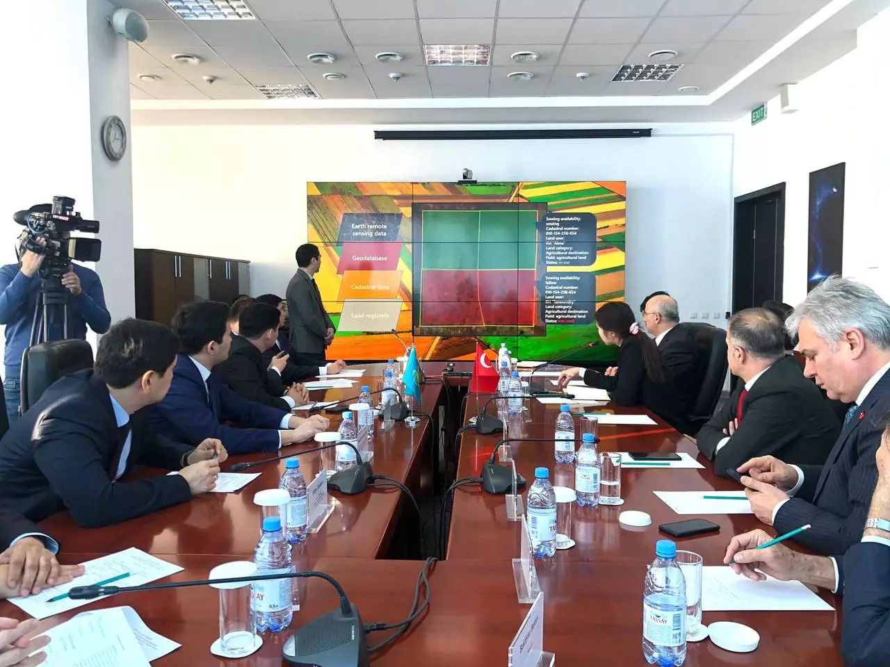 Казахстан и Турция обсудили сотрудничество в сферах семеноводства и ирригационных систем