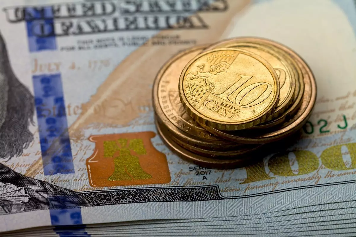 Курс доллара и евро в обменниках Алматы 24 января 2024 