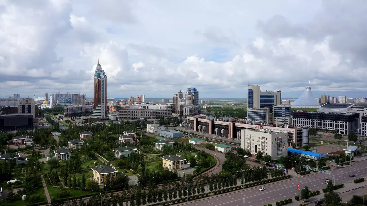 Самые дорогие города мира: какое место заняли Алматы и Астана