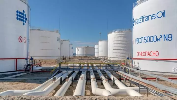 Казахстан увеличит транзит российской нефти в Узбекистан до 550 тыс. тонн