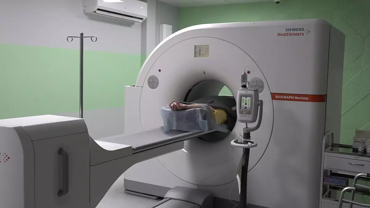 Рак не приговор: для лечения онкологии в стране используют современное оборудование