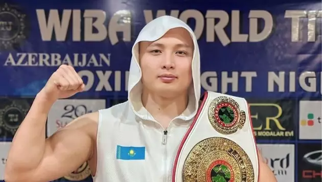 Нокаутом за 12 секунд закончился бой казахстанского боксера: видео