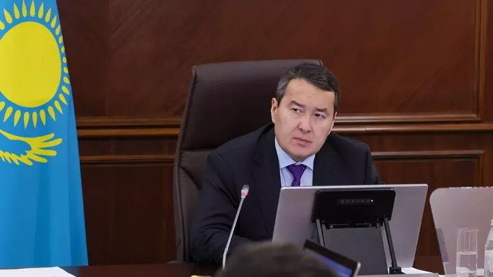 Смаилов больше не премьер. Правительство Казахстана ушло в отставку  
