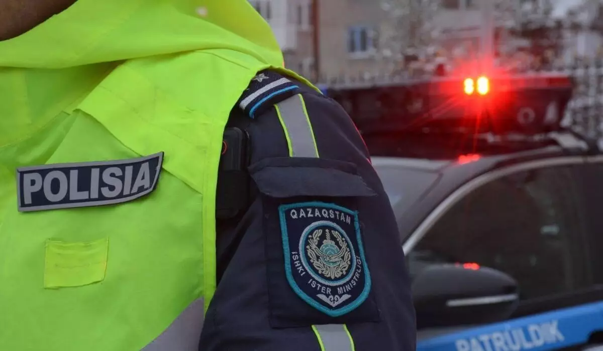 Казахстанские полицейские объявили об усилении на дорогах